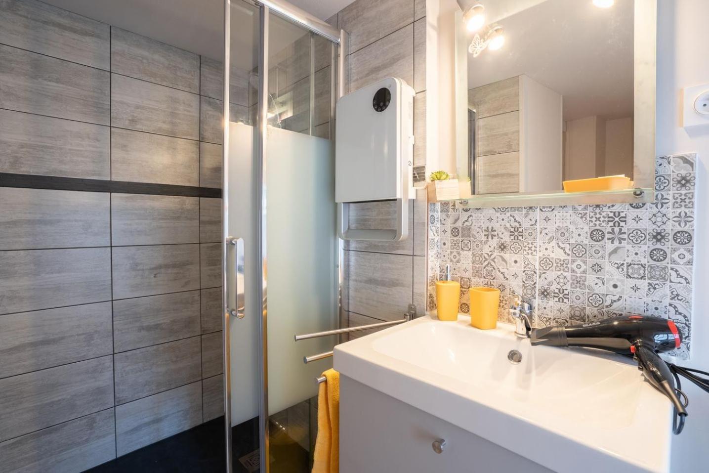 Superlogis Blois-Le Pitaya- Hypercentre Studio- Classe 3Etoiles 外观 照片